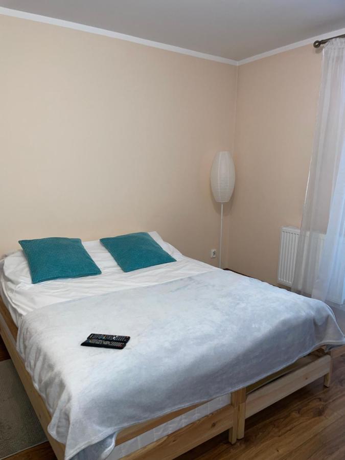 Komfortowe Studio 52 M2 W Centrum Grojca Grojec  Exterior photo